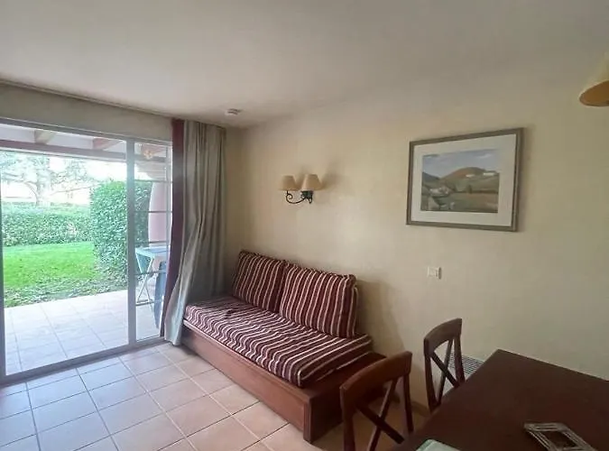 Meublé Résidence Du Parc D'arradoy *